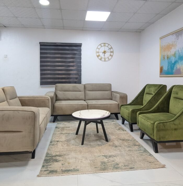 James Sofa velvet upholstery