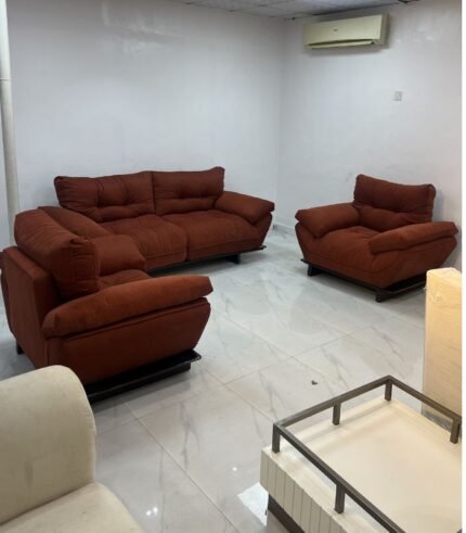 Lovelyn sofa set